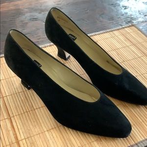 Nine West Classic Black Suede Heels